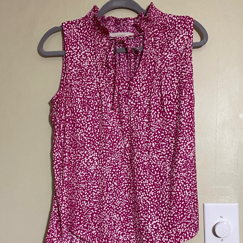 LOFT Fuchsia Sleeveless Blouse with White Dots